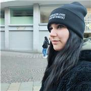 Sono Veronica, ho 19 anni, diplomata in agraria, offro aiuto per ragazzi/e delle elementari e medie per qualsiasi materia